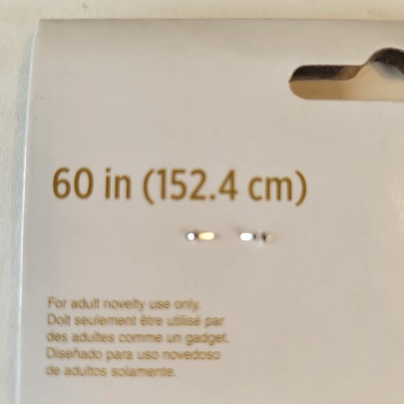 Gold & White 40th Birthday Party Kit - Photo Booth, Decor, Sash & Confetti - Picture 9 of 16